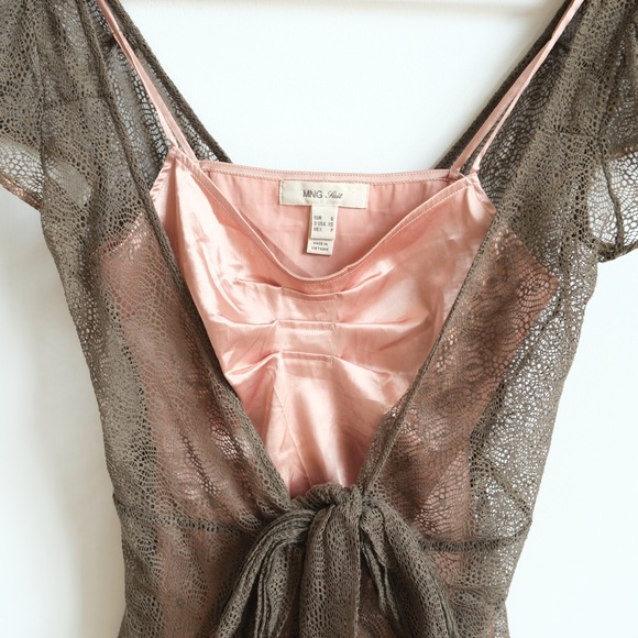 Vintage mango lace/ satin top - Picture 3 of 3